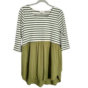 Umgee Tunic Top With 3/4" Sleeve Women's Size Small